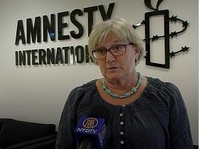 '瑞典大赦國際新聞發言人伊麗莎白﹒洛夫格倫'